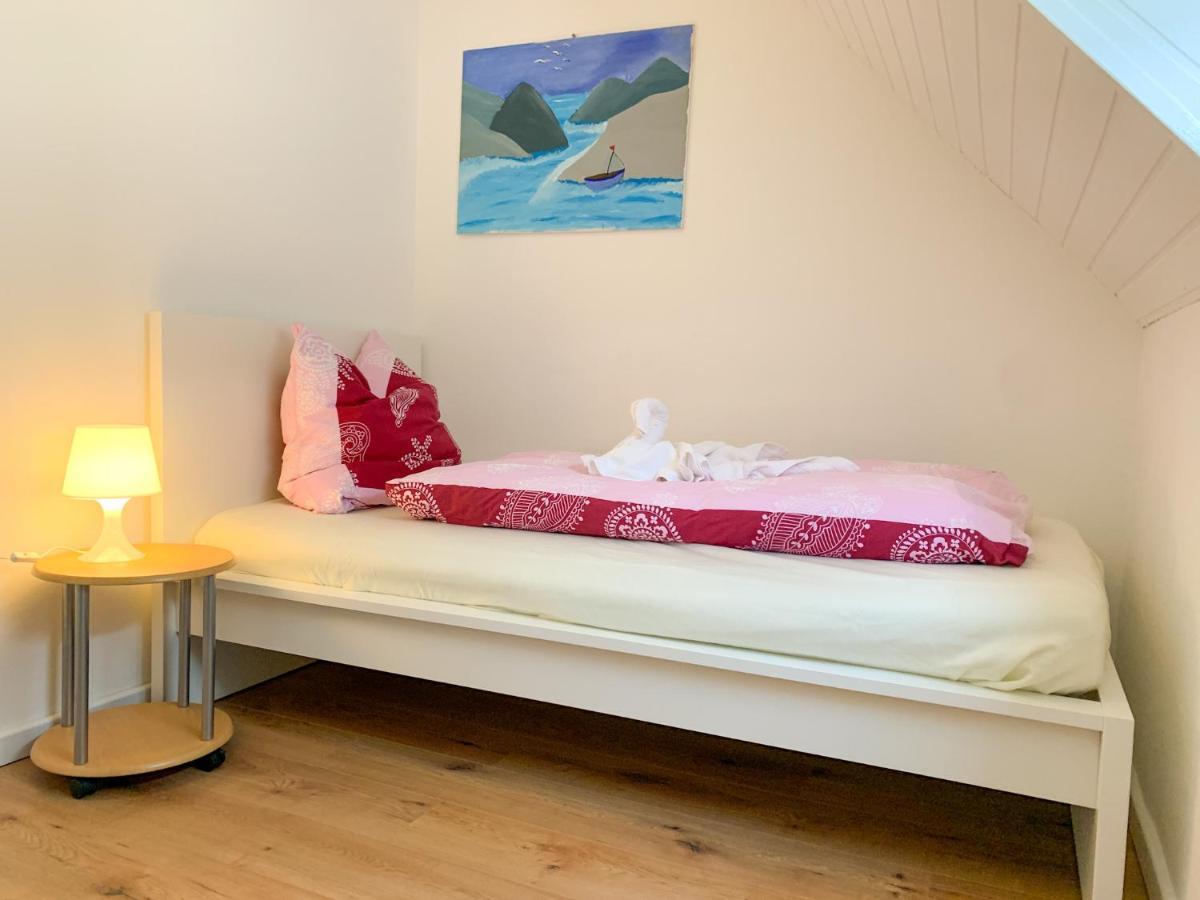 3-Zimmer Haus 85Qm Mit Balkon Bis Zu 8 Personen Winningen Exterior photo